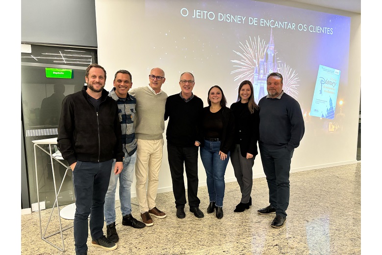 CVB participa de workshop inspirado no modelo Disney de encantamento ao cliente