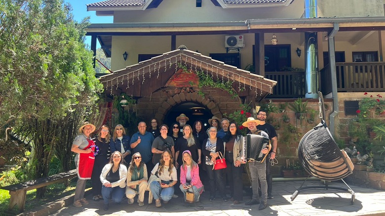 Convention promove almoço com formadores de opinião no Passeio Linha Bella
