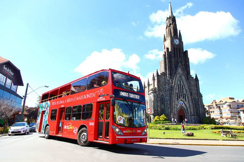 Gramado & Canela Convention & Visitors Bureau - Conheça as cidades a bordo do Bus Tour